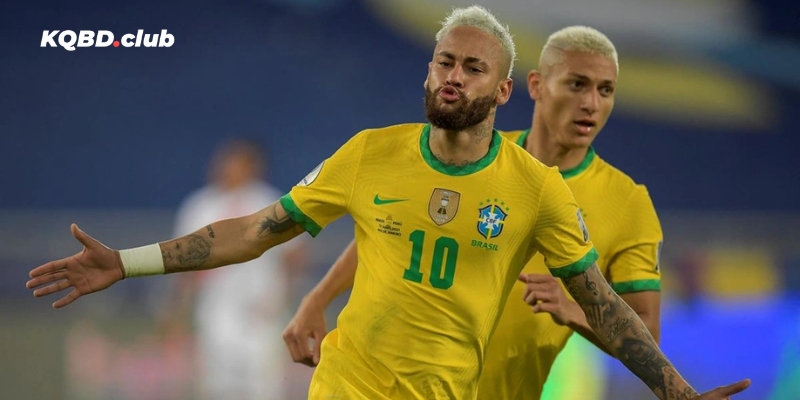 Người dùng có thể xem thứ hạng của các đội tuyển tại nền tảng KQBD.club